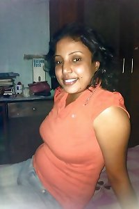 sri lanka molten damsel in apartment