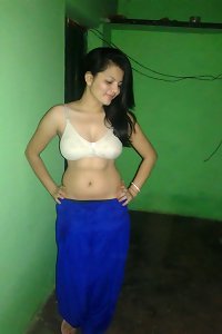 Sexy Bhabhi Self shot